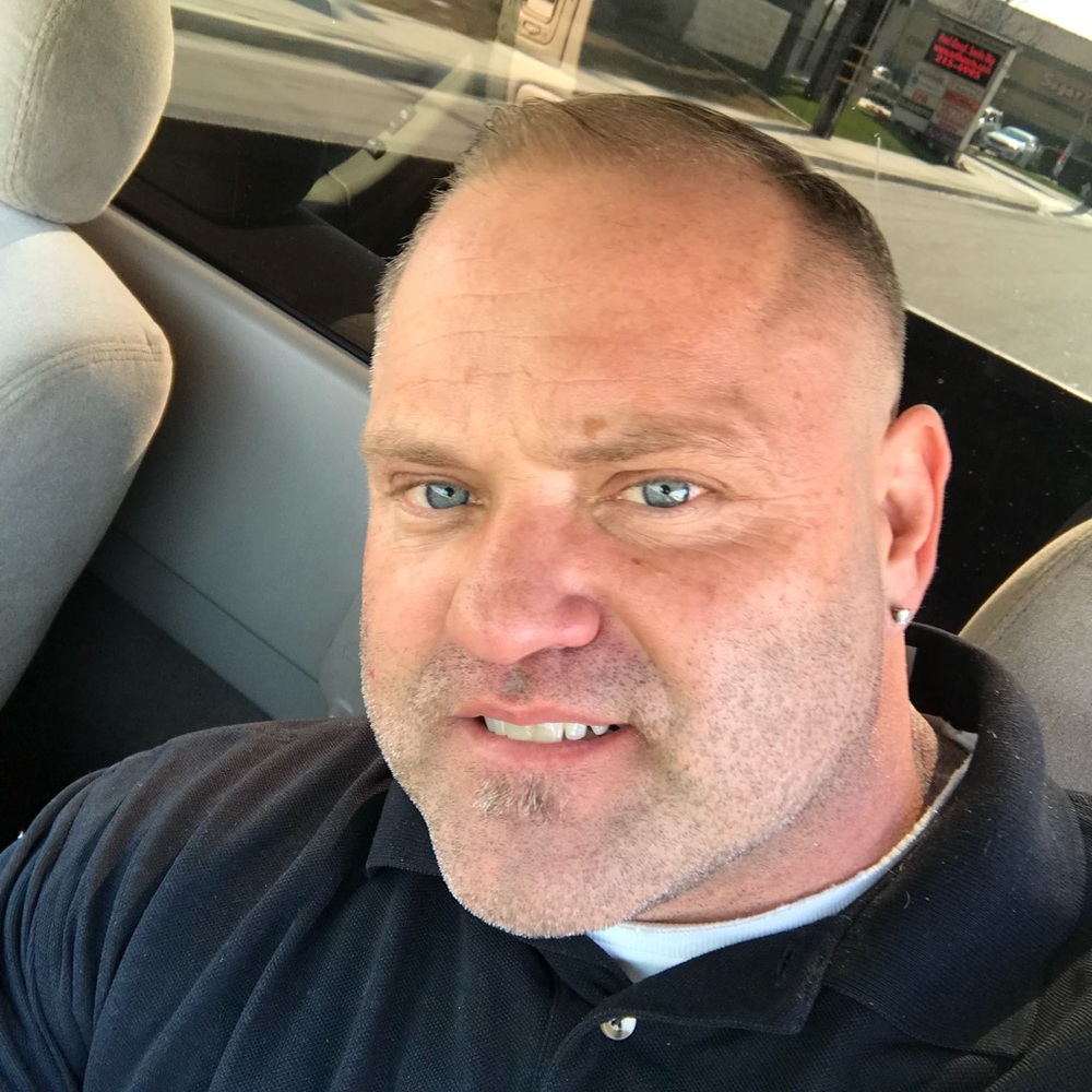 Meet your Posher, Eric